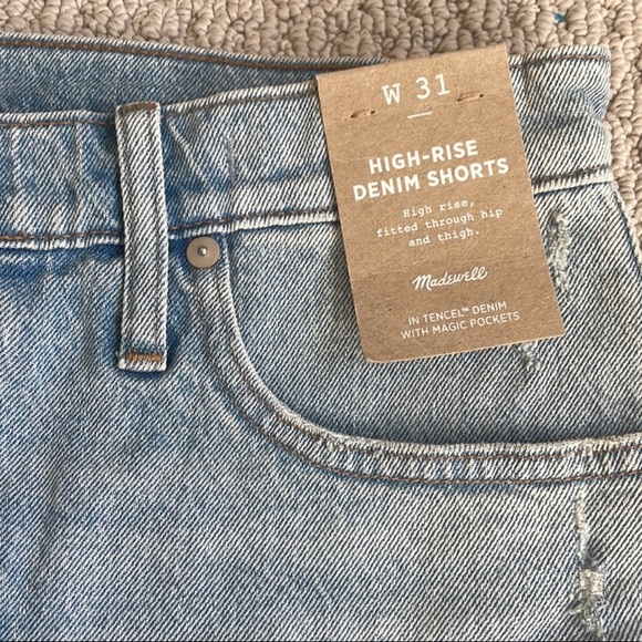 Madewell High-Rise Denim Shorts in Littleton Wash - Picture 5 of 7